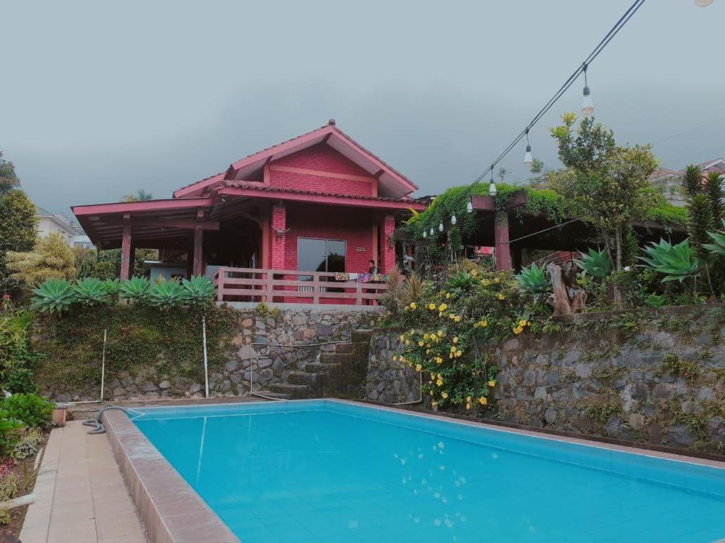 Villa Bata Merah By Spazie Paragajen エクステリア 写真